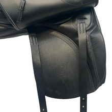 Load image into Gallery viewer, Icon Dressage 17&quot;
