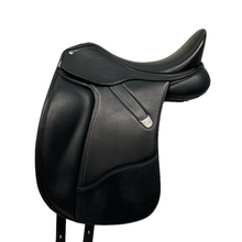Load image into Gallery viewer, Bates Dressage 17&quot;

