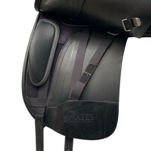 Load image into Gallery viewer, Bates Dressage 17&quot;
