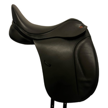 Load image into Gallery viewer, Kent &amp; Masters S Series High Wither Dressage 17.5&quot;
