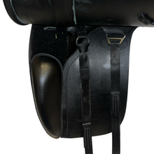 Load image into Gallery viewer, Kent &amp; Masters S Series High Wither Dressage 17.5&quot;
